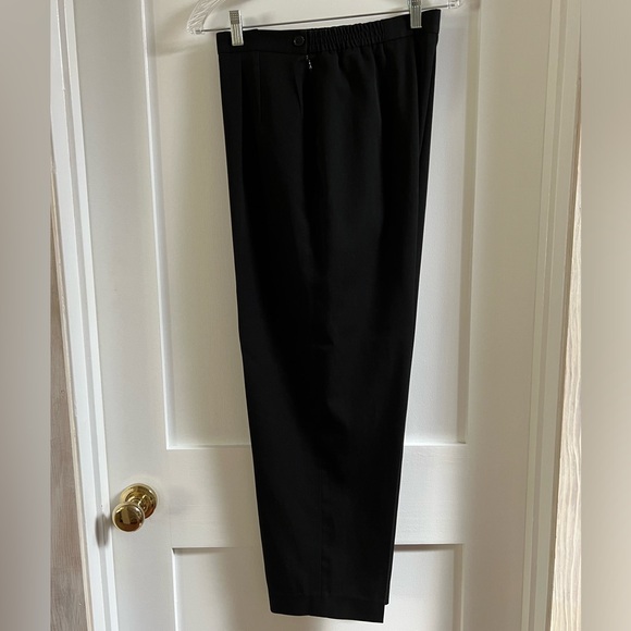 Judith Hart Collection Black Slacks  12 S - Picture 10 of 10